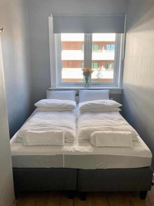 Majorstua, Charming And Modern 2 Bedroom Apartment Осло Екстериор снимка